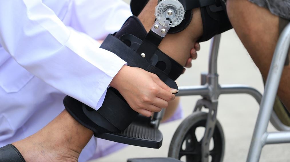 Personal Injury Lawyer: Reasons to Hire One personal injury lawyer